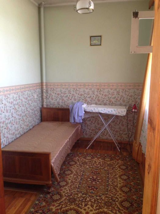 Продаётся 2 этажный дом, улица Майлисай, ориентир Военный госпиталь