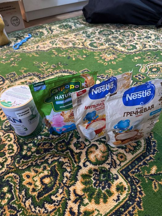 Детская смесь и каши, детская еда