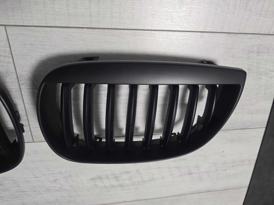 BMW 1 series E87 Бъбреци Черен Мат