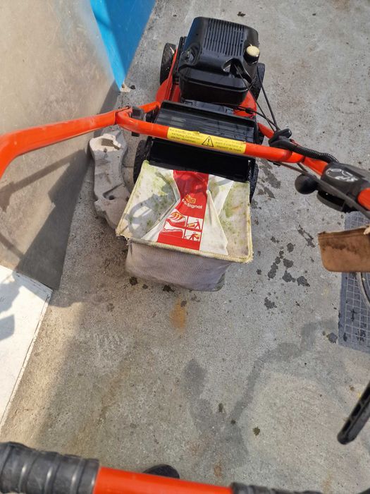 Masina de taiat iarba SABO c tractiune cos pornire la cheie BRIGGS 4CP