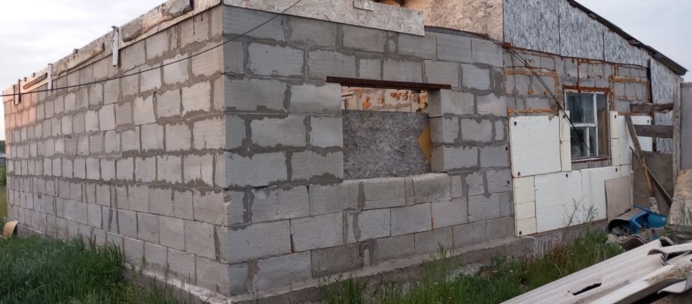 Продам не достроенный дом