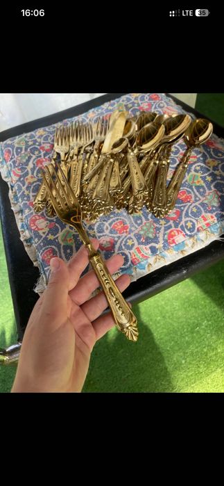Set de tacâmuri placate cu aur de 24k