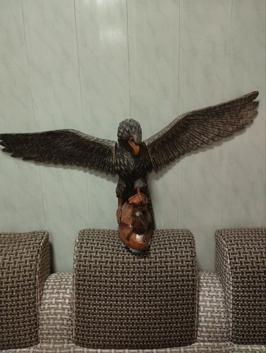 Орёл из дерева  ручная работа