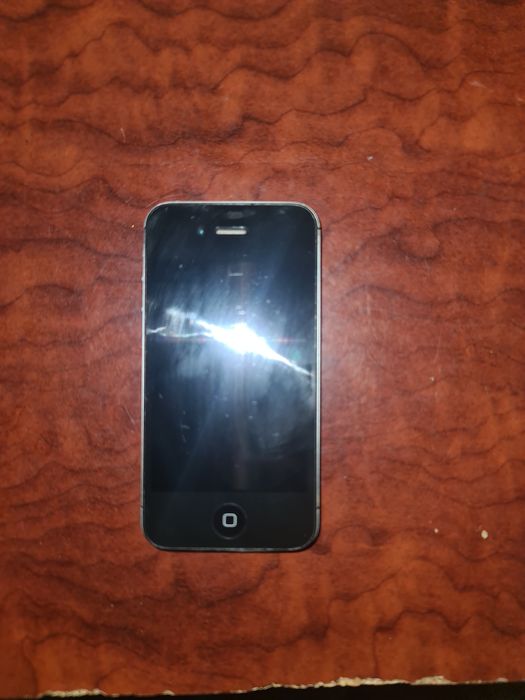 Продаётся iphone 4s