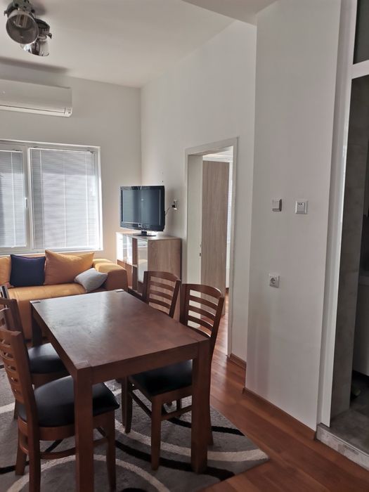 Дава се под наем Двустаен апартамент в Асеновград - 70 кв.м за 280.5 € - Снимка #4