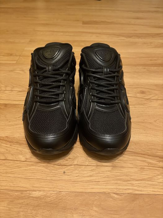 dior b30 triple black