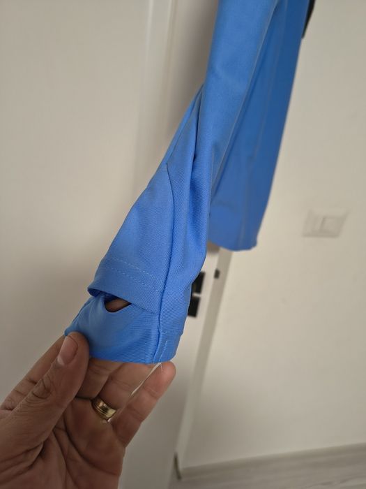 Bluza under armour mărimea S in stare foarte buna