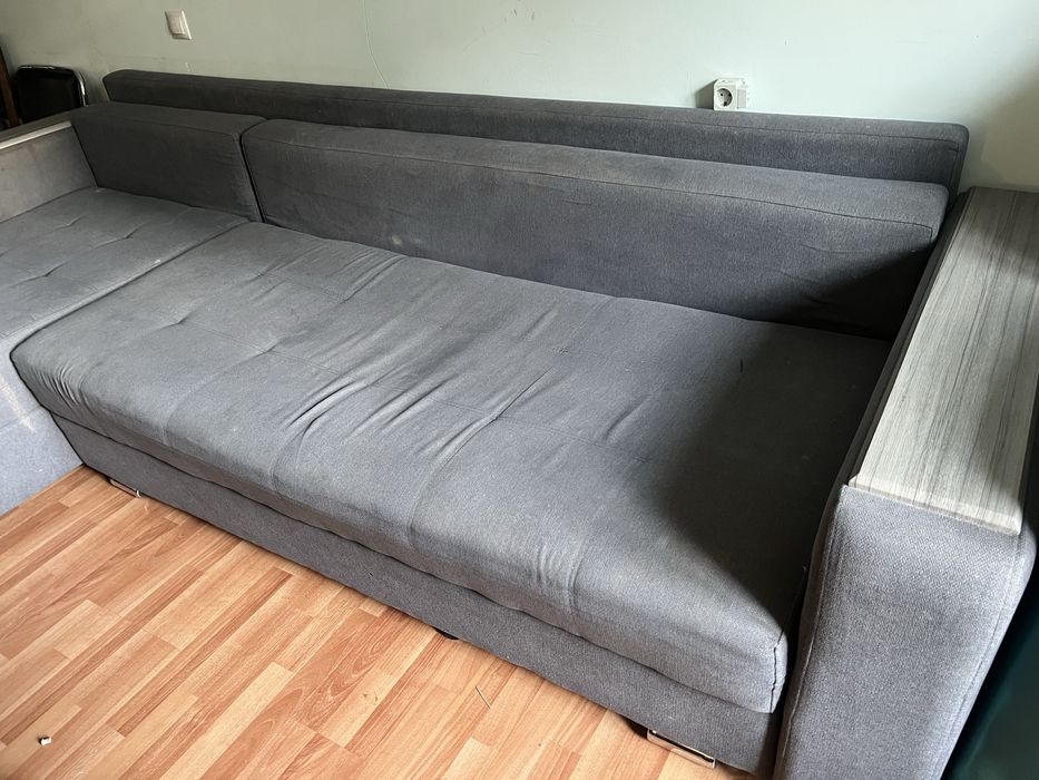 Продам диван в хорошем состоянии