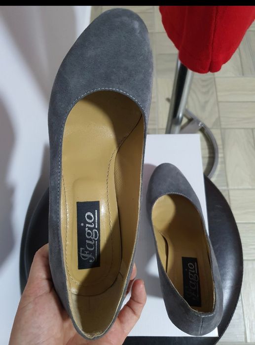 Pantofi din piele naturala întoarsă, toc comod, mas. 37,