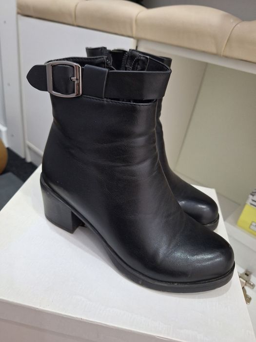 аяк киымдер сатылады 35размер