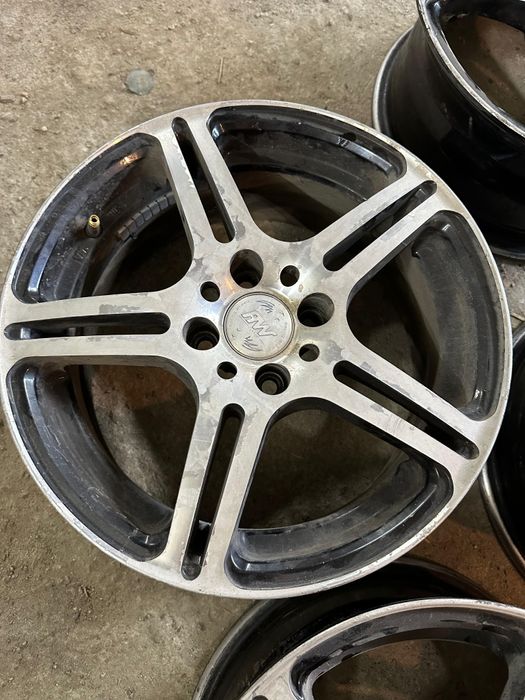 R15 PCD 4*100 Комплект легкосплавных дисков