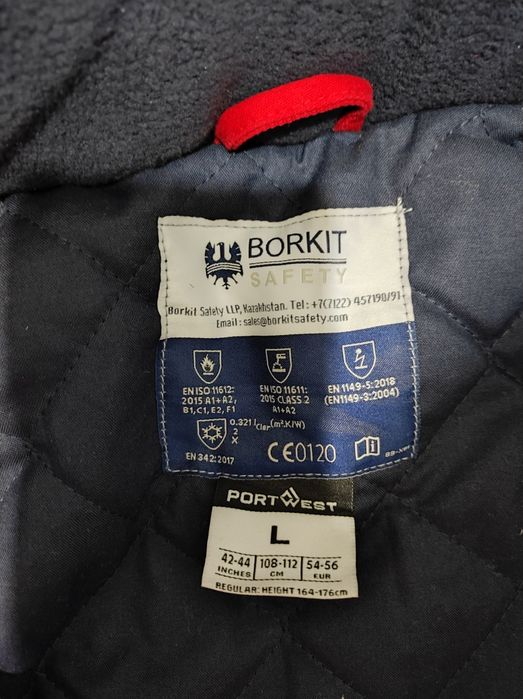 Продается новая спец одежда и ботинки