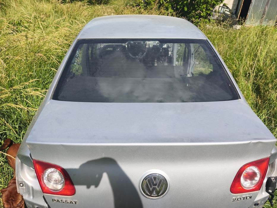 Lunetă Volkswagen Passat B6 berlină / geam spate Passat B6 sedane 2005-2010