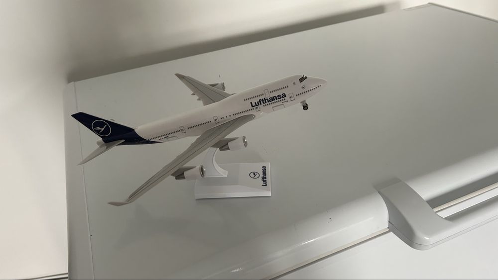 Модель самалета