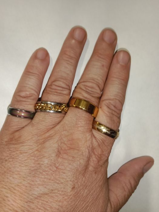 Продам кольца мужские