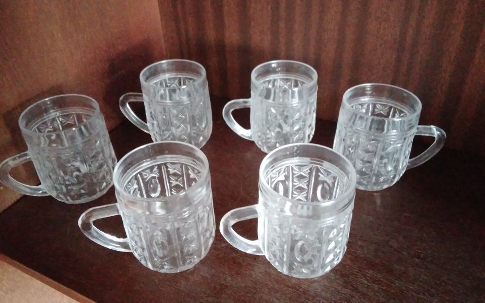 Продам хрустальные кружки