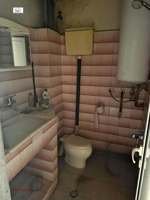 2-стаен в Габрово, област-гр.Севлиево площ 62 цена 55000