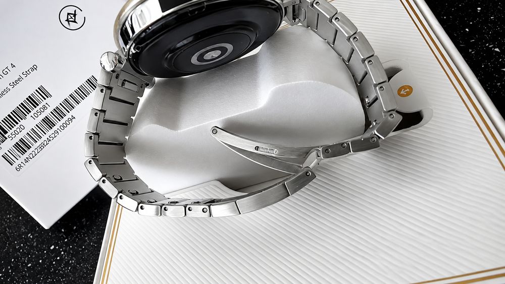 Smartwatch premium pentru damă Huawei Watch GT 4 (varianta delicată de 41mm)