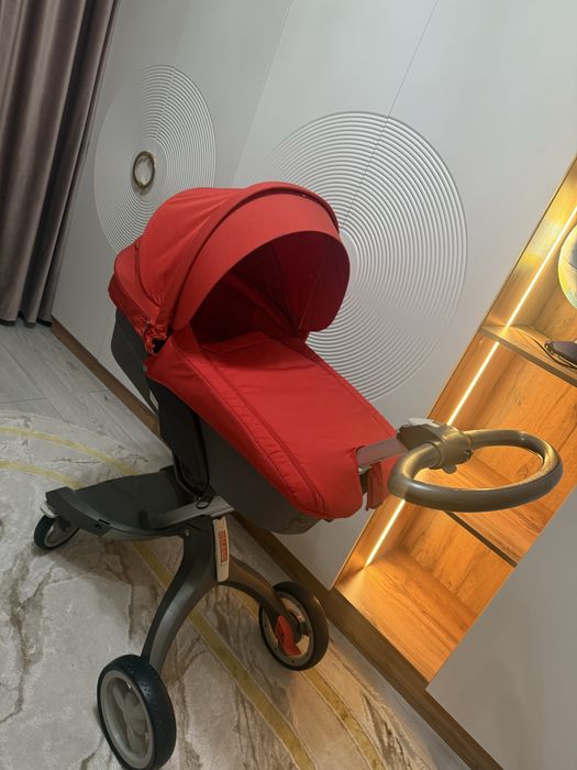 Продам детскую коляску 2в1