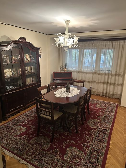 Apartament 3 camere-De Inchiriat