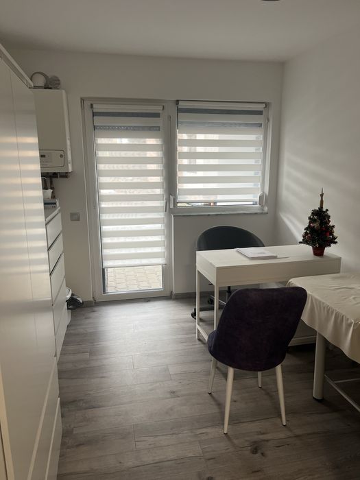 Inchiriez spatiu cabinet medical/cosmetica/infrumusetare  zona Strand