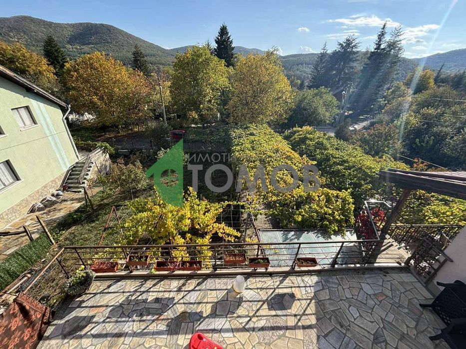 Етаж от къща с невероятна гледка в село Старозагорски минерални бани