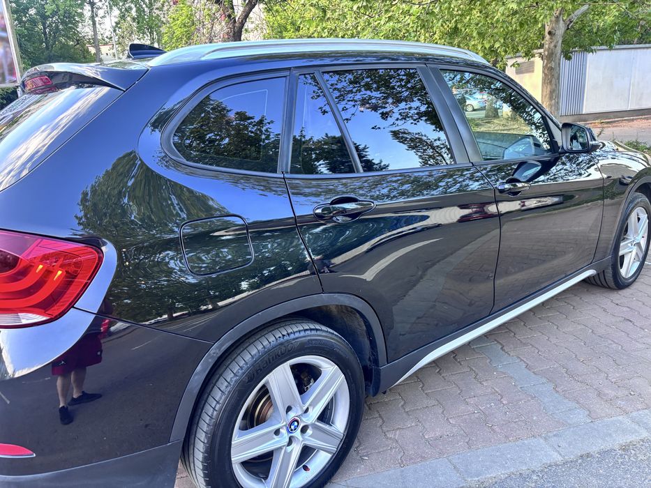 Vand bmw x1 4x4 2.0D 184cp automat 2014 X-Line