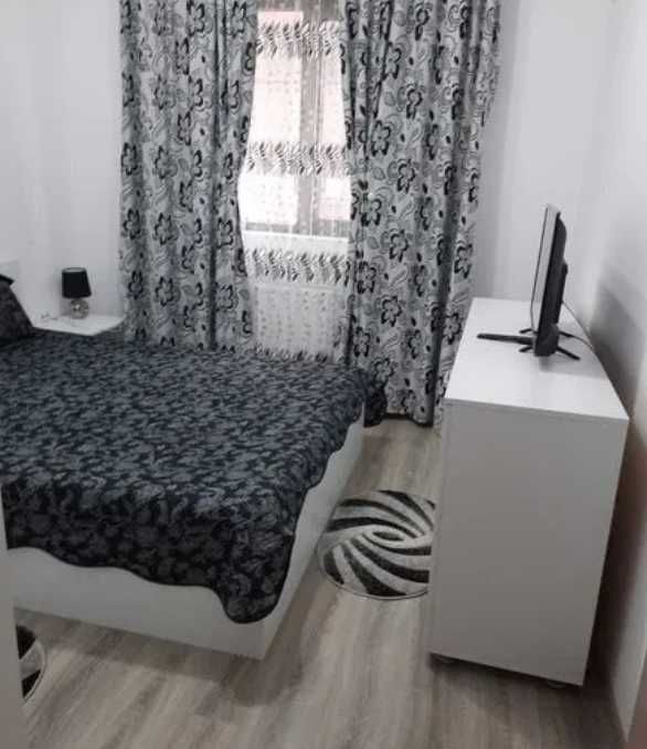 Дава се под наем Двустаен апартамент в Пловдив, Център - 60 кв.м за 285.6 € - Снимка #1