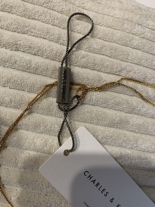 Charles&Keith ожерелье-сотуар новое