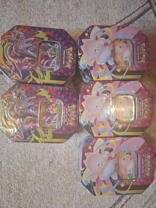 Pokemon TCG Mega Moonlit Tin
