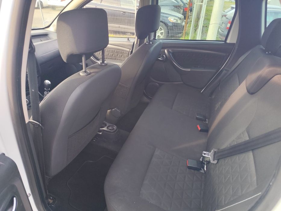 Dacia DUSTER /An 2014 /Tracțiune 4* 4 (4* 2) LA BUTON /1.5 DIESEL 110