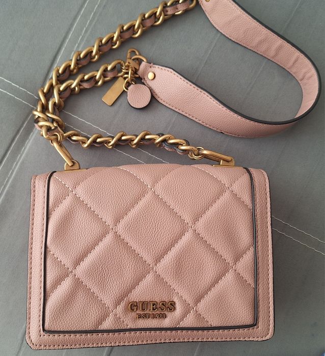 Чанта Guess с дълга дръжка