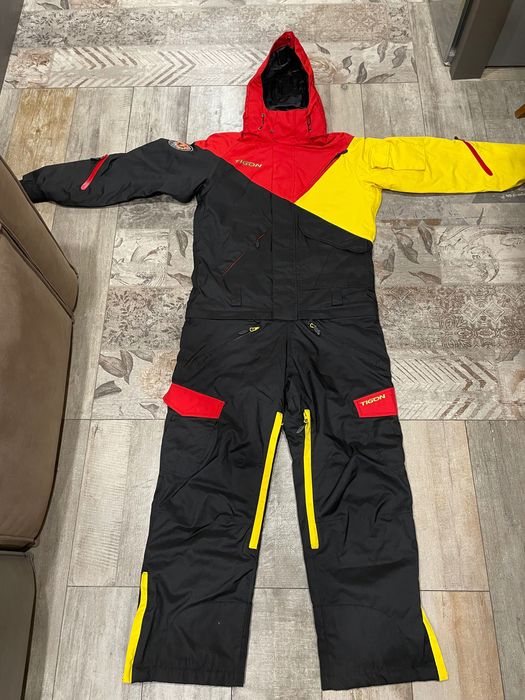 Костюм для сноубординга TIGON