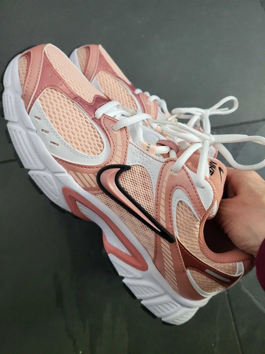 Nike-оригинални дамски маратонки нова колекция-43,5