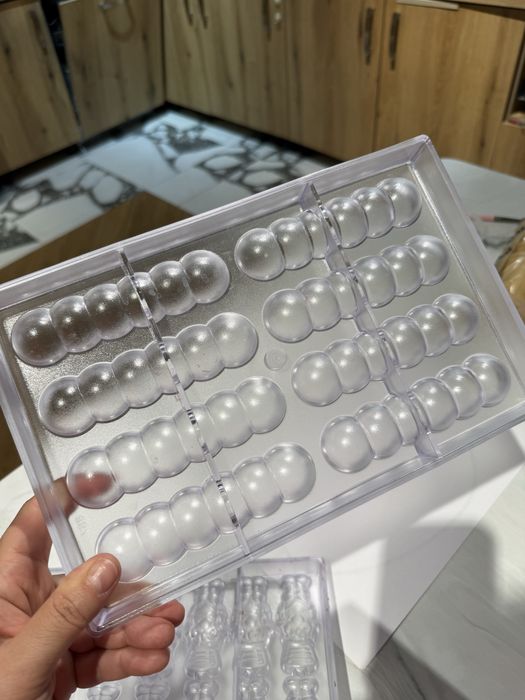 Поликорбонатные формы от Implast