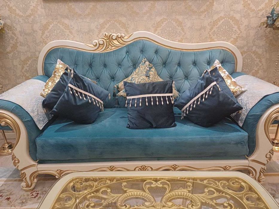 Диван с креслами