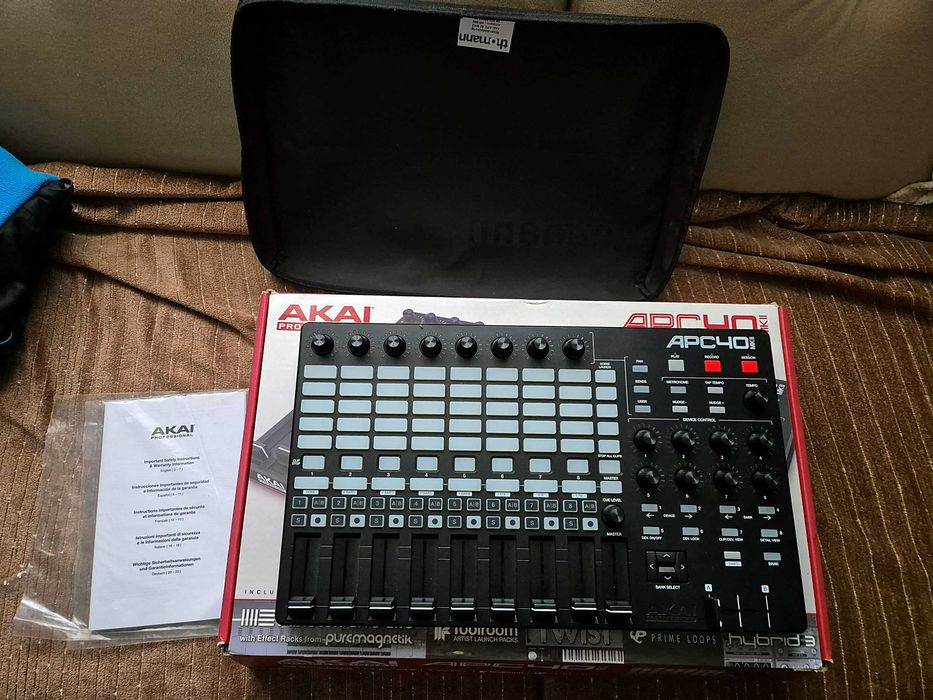 Vand AKAI APC40 MK2 nou