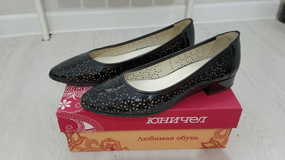Срочно! Продам туфли 38 разм. Юничел.
