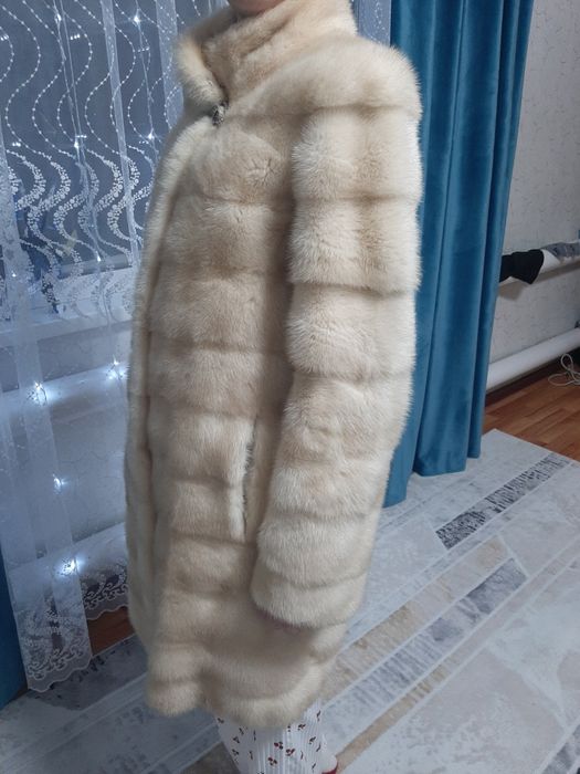 ПРОДАМ Норковую шубу