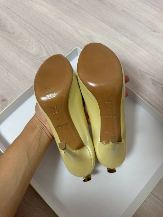 Босоножки Louis Vuitton