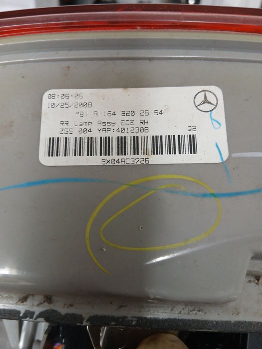 Лед стопове за ML w 164 2011 година неразличими от нови