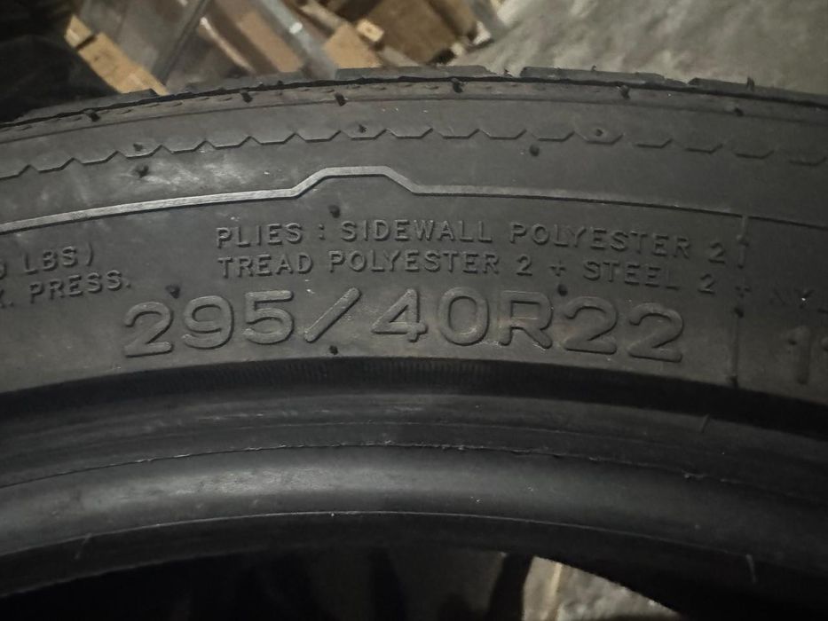 Продам зимние шины R22