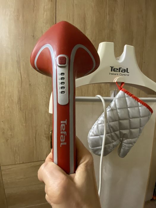 Продам вертик.отпариватель Tefal б/у (42 тыс)