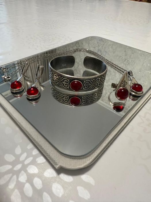 Күміс сақиналар.