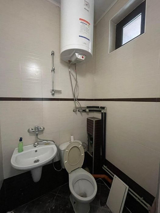 Офис, под наем, Зимно кино Тракия