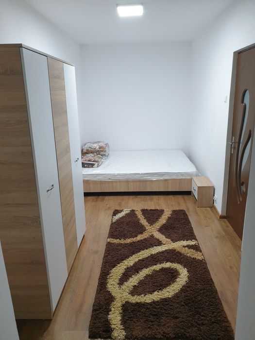Direct proprietar!!! Închiriez apartament 2 camere zona Malu Rosu