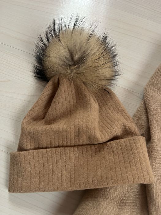 Сет шапка с естествен косъм и шал