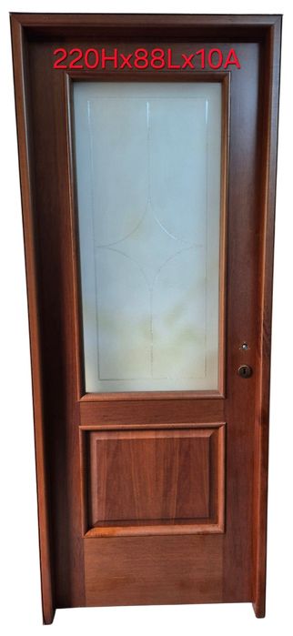 Vand usa / usi de interior din lemn cu geam