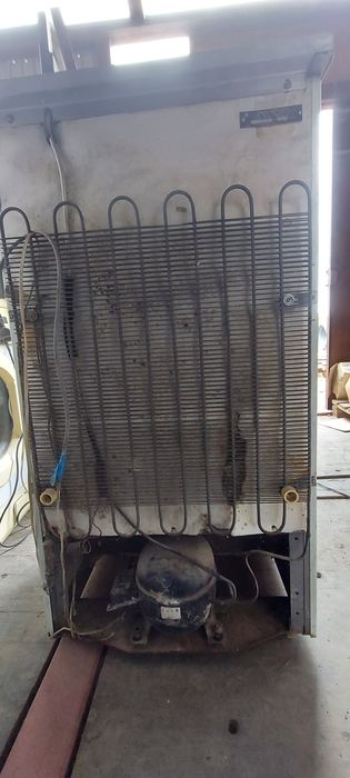 холодильник в рабочем состоянии.