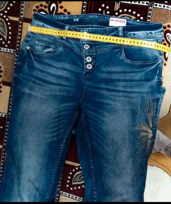 Pantaloni de blugi  Denim